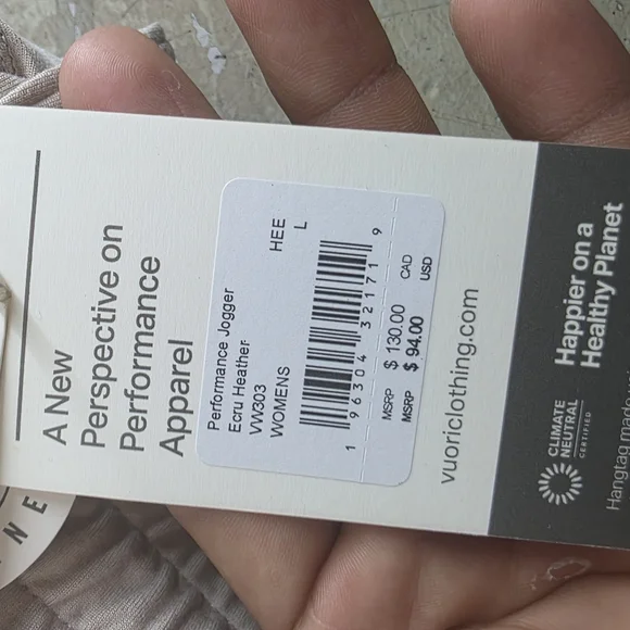 NWT VUORI WOMEN’S PERFORMANCE JOGGER - Picture 9 of 9